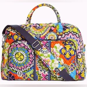 Vera Bradley | Grand Weekender Travel Bag